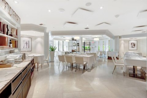 Condo in Key Biscayne, Florida, 2 bedrooms  № 1887875 - photo 24