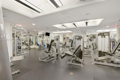 Condo in Key Biscayne, Florida, 2 bedrooms  № 1887875 - photo 25