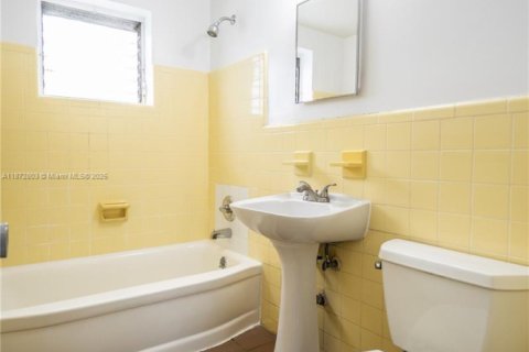 Appartement à louer à Coral Gables, Floride: 1 chambre, 56.67 m2 № 1926365 - photo 16