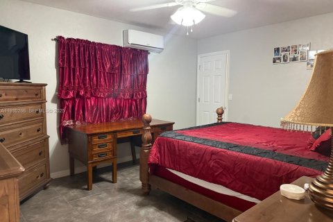 Купить виллу или дом в Клуистон, Флорида 3 спальни, 189.24м2, № 1993397 - фото 11