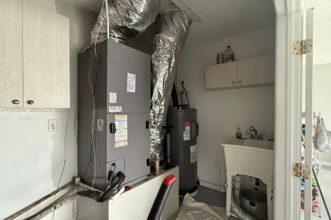 Купить виллу или дом в Клуистон, Флорида 3 спальни, 189.24м2, № 1993397 - фото 26