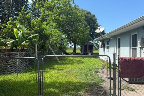 Купить виллу или дом в Клуистон, Флорида 3 спальни, 189.24м2, № 1993397 - фото 28