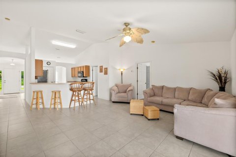 Villa ou maison à vendre à Palm Coast, Floride: 3 chambres, 153.2 m2 № 2389282 - photo 16