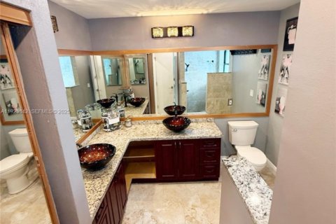 Casa en venta en Davie, Florida, 4 dormitorios, 205.31 m2 № 1983522 - foto 9