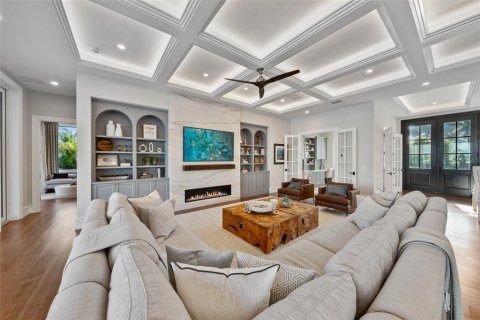 House in Holmes Beach, Florida 6 bedrooms, 550.07 sq.m. № 1508983 - photo 28