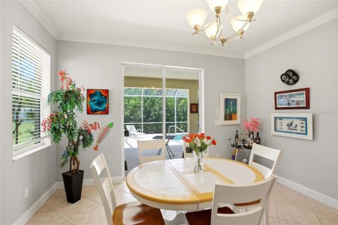 House in Bradenton, Florida 3 bedrooms, 220.55 sq.m. № 2231488 - photo 12