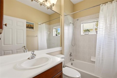House in Bradenton, Florida 3 bedrooms, 220.55 sq.m. № 2231488 - photo 22