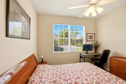 House in Bradenton, Florida 3 bedrooms, 220.55 sq.m. № 2231488 - photo 24