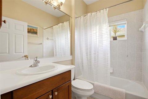 House in Bradenton, Florida 3 bedrooms, 220.55 sq.m. № 2231488 - photo 25