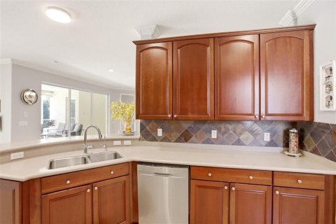 House in Bradenton, Florida 3 bedrooms, 220.55 sq.m. № 2231488 - photo 10
