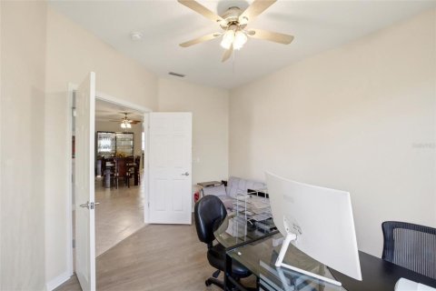 House in Bradenton, Florida 3 bedrooms, 220.55 sq.m. № 2231488 - photo 21