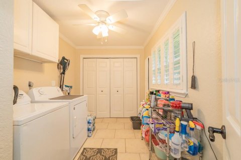 House in Ocala, Florida 4 bedrooms, 207.64 sq.m. № 1650140 - photo 29