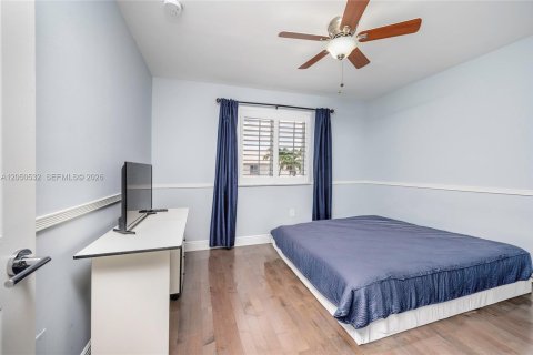 Touwnhouse à vendre à Miami, Floride: 3 chambres, 154.87 m2 № 2172907 - photo 22