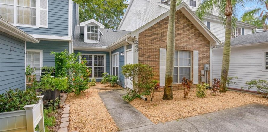 Condo à Palm Harbor, Floride, 3 chambres  № 2106989