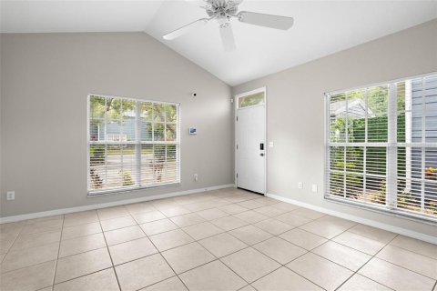 Copropriété à louer à Palm Harbor, Floride: 3 chambres, 125.42 m2 № 2106989 - photo 5