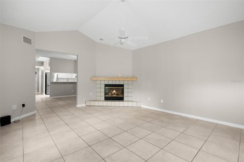 Copropriété à louer à Palm Harbor, Floride: 3 chambres, 125.42 m2 № 2106989 - photo 7