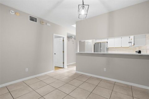 Copropriété à louer à Palm Harbor, Floride: 3 chambres, 125.42 m2 № 2106989 - photo 11