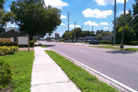 Commercial property in Orlando, Florida 75.62 sq.m. № 1893653 - photo 11