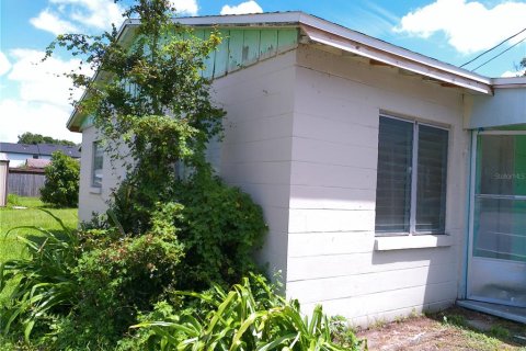 Commercial property in Orlando, Florida 75.62 sq.m. № 1893653 - photo 3