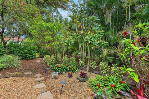 House in Wellington, Florida 3 bedrooms, 203.64 sq.m. № 2146582 - photo 17