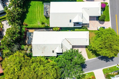 House in Wellington, Florida 3 bedrooms, 203.64 sq.m. № 2146582 - photo 29
