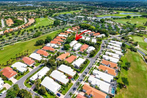 House in Wellington, Florida 3 bedrooms, 203.64 sq.m. № 2146582 - photo 30