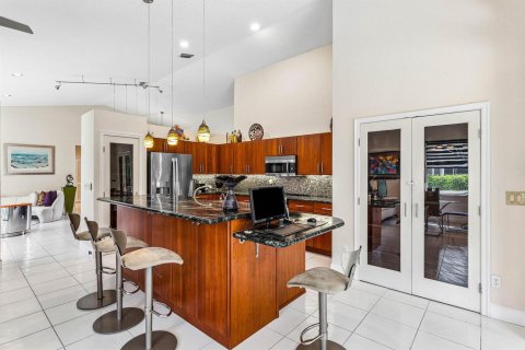 House in Wellington, Florida 3 bedrooms, 203.64 sq.m. № 2146582 - photo 11