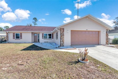 House in Ocala, Florida 3 bedrooms, 162.58 sq.m. № 1554096 - photo 1