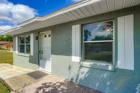 Villa ou maison à vendre à Lady Lake, Floride: 2 chambres, 99.68 m2 № 1612574 - photo 27