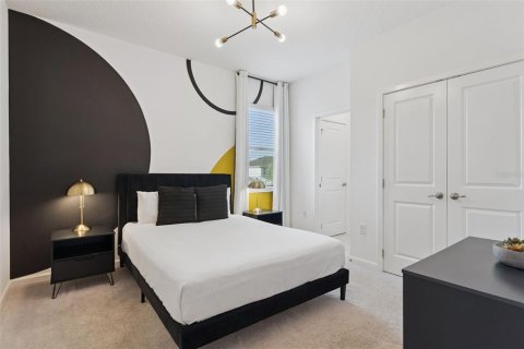 Villa ou maison à vendre à Kissimmee, Floride: 8 chambres, 353.49 m2 № 2284775 - photo 11