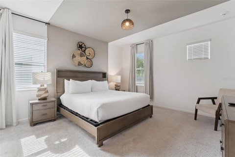Villa ou maison à vendre à Kissimmee, Floride: 8 chambres, 353.49 m2 № 2284775 - photo 12