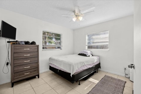 Villa ou maison à vendre à Port St. Lucie, Floride: 2 chambres, 86.58 m2 № 2175673 - photo 13