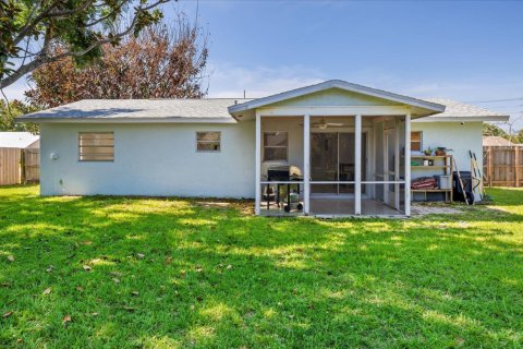 Villa ou maison à vendre à Port St. Lucie, Floride: 2 chambres, 86.58 m2 № 2175673 - photo 23
