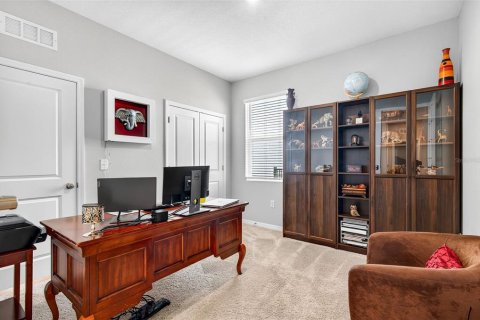 House in Wesley Chapel, Florida 4 bedrooms, 189.24 sq.m. № 1885859 - photo 6