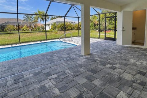 Villa ou maison à vendre à Rotonda, Floride: 3 chambres, 161.37 m2 № 2196294 - photo 8