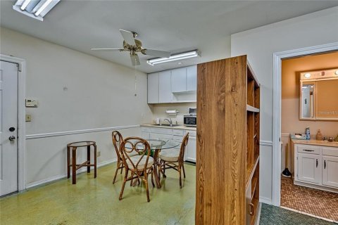 Immobilier commercial à vendre à Palatka, Floride: 368.54 m2 № 2101140 - photo 10
