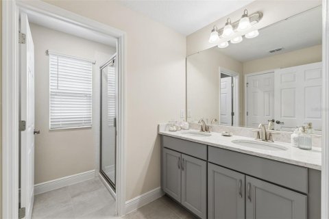 House in Clermont, Florida 5 bedrooms, 364.36 sq.m. № 2226332 - photo 29