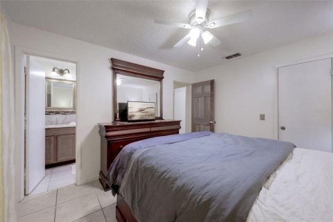 Villa ou maison à vendre à Orlando, Floride: 3 chambres, 145.21 m2 № 2411571 - photo 11