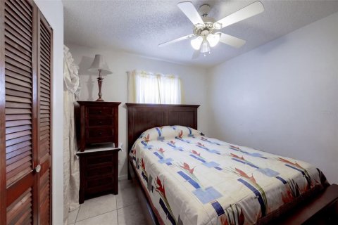 Villa ou maison à vendre à Orlando, Floride: 3 chambres, 145.21 m2 № 2411571 - photo 13