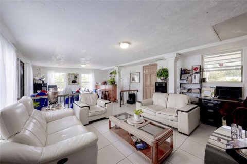 Villa ou maison à vendre à Orlando, Floride: 3 chambres, 145.21 m2 № 2411571 - photo 8