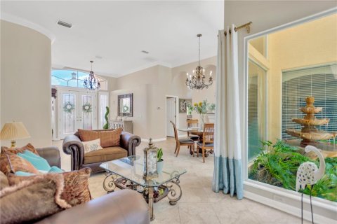 House in Lutz, Florida 3 bedrooms, 254.55 sq.m. № 1853006 - photo 9