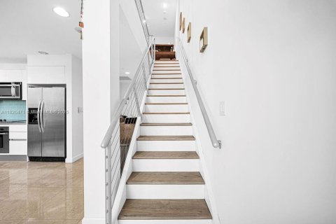 Copropriété à vendre à Miami, Floride: 1 chambre, 96.62 m2 № 1783974 - photo 17