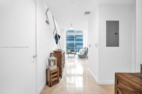 Copropriété à vendre à Miami, Floride: 1 chambre, 96.62 m2 № 1783974 - photo 13