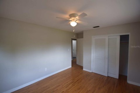 House in Lake Wales, Florida 3 bedrooms, 124.02 sq.m. № 2150574 - photo 18