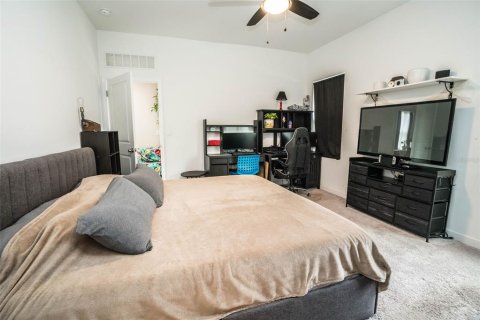 House in Zephyrhills, Florida 3 bedrooms, 131.18 sq.m. № 1817216 - photo 19