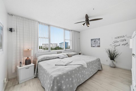 Купить кондоминиум в Холливуд, Флорида 3 комнаты, 78.41м2, № 2146908 - фото 21