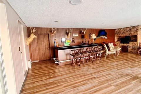 Casa en venta en Umatilla, Florida, 4 dormitorios, 255.2 m2 № 1855563 - foto 4
