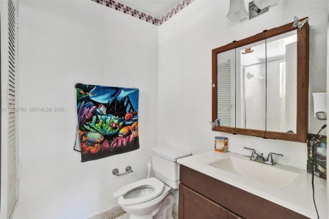 Townhouse in Miami, Florida 3 bedrooms, 119.19 sq.m. № 2068330 - photo 9
