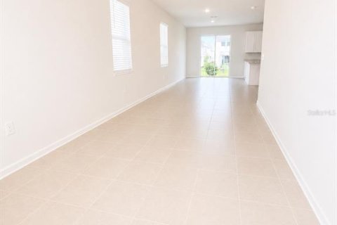 Touwnhouse à louer à Clermont, Floride: 3 chambres, 174.01 m2 № 2111079 - photo 3