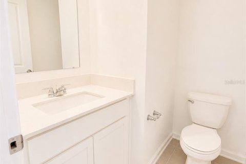 Touwnhouse à louer à Clermont, Floride: 3 chambres, 174.01 m2 № 2111079 - photo 6